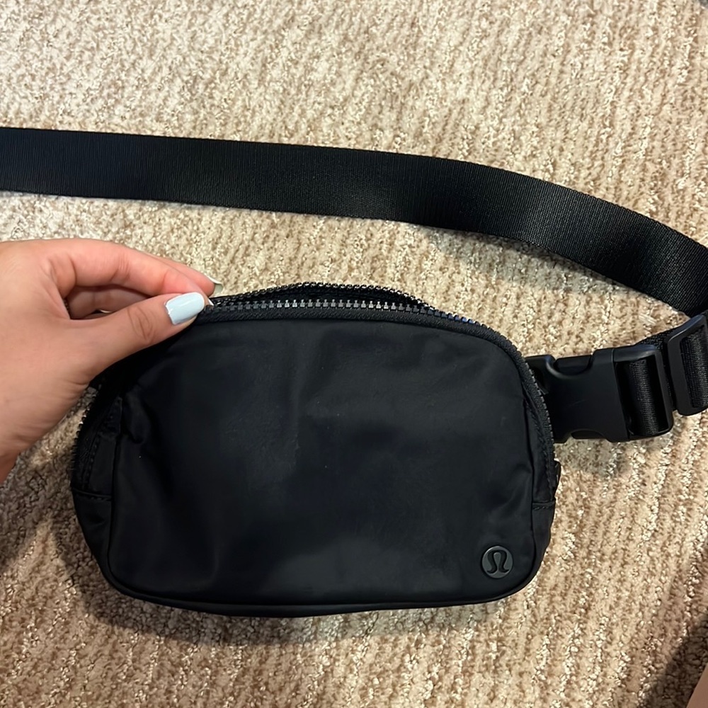 RESERVED - lululemon everyday belt bag